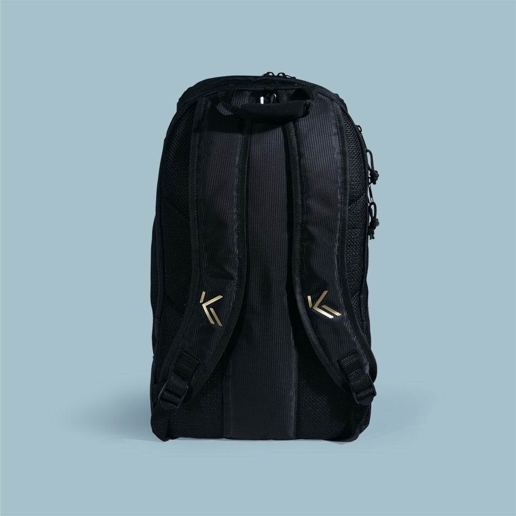Mochila KONA PLUS Preto/Dourado