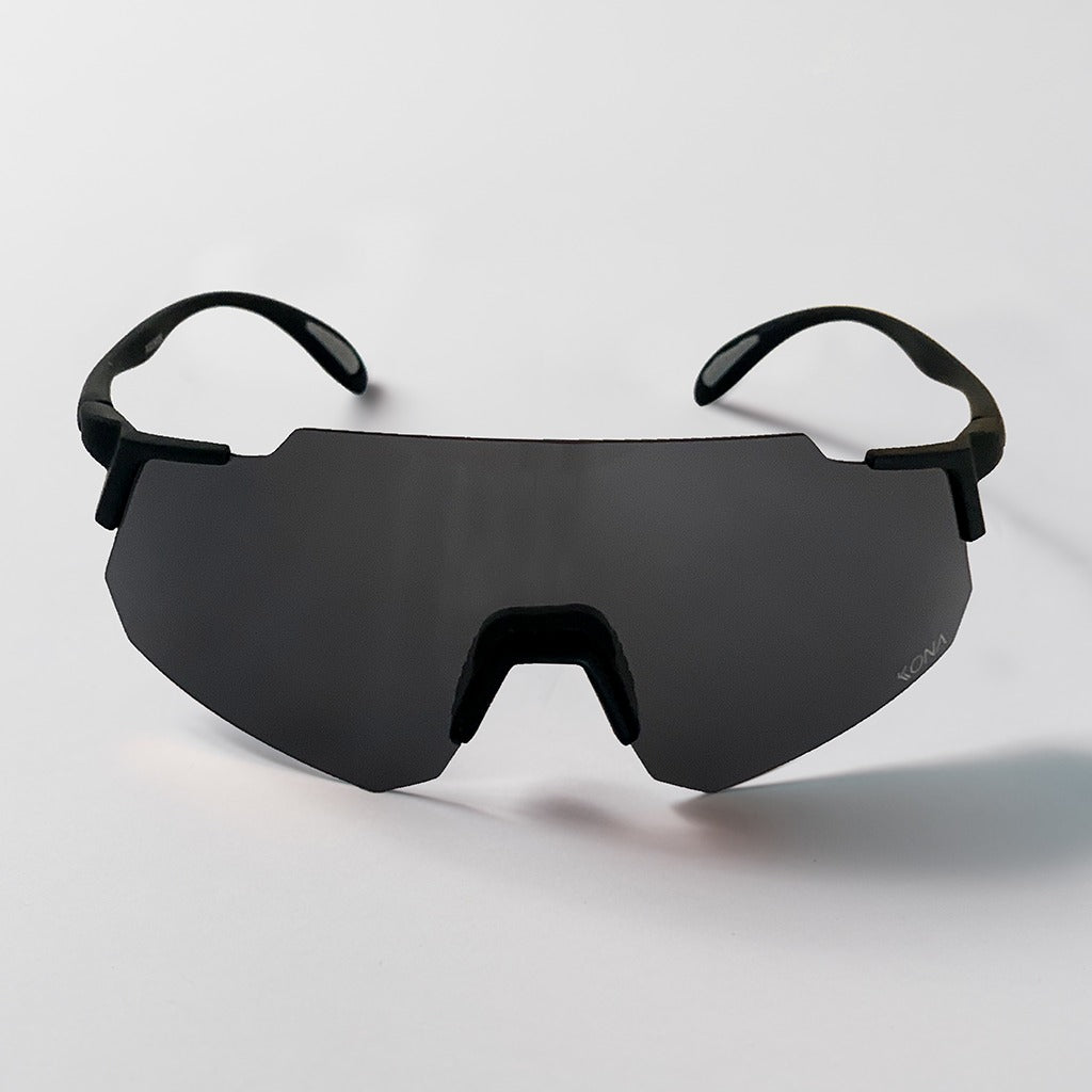 Óculos de Sol Esportivo Kona Rocket Preto e Cinza Lente Cinza