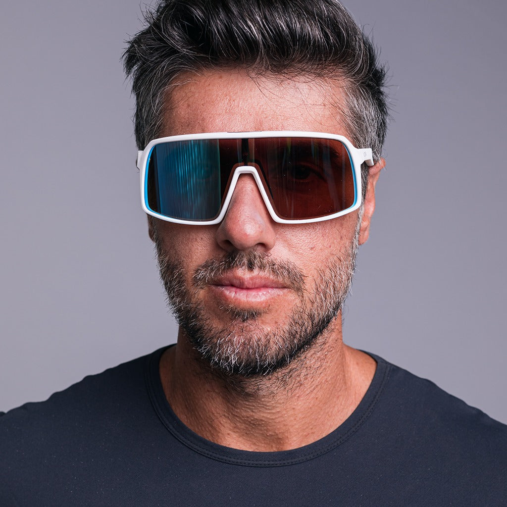 Óculos de Sol Esportivo Kona Sunset Branco Lente Azul