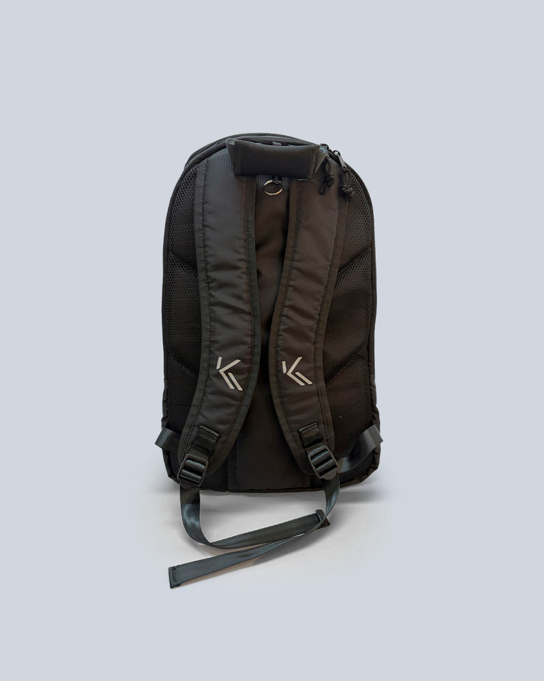Mochila KONA PLUS Preto/Branco