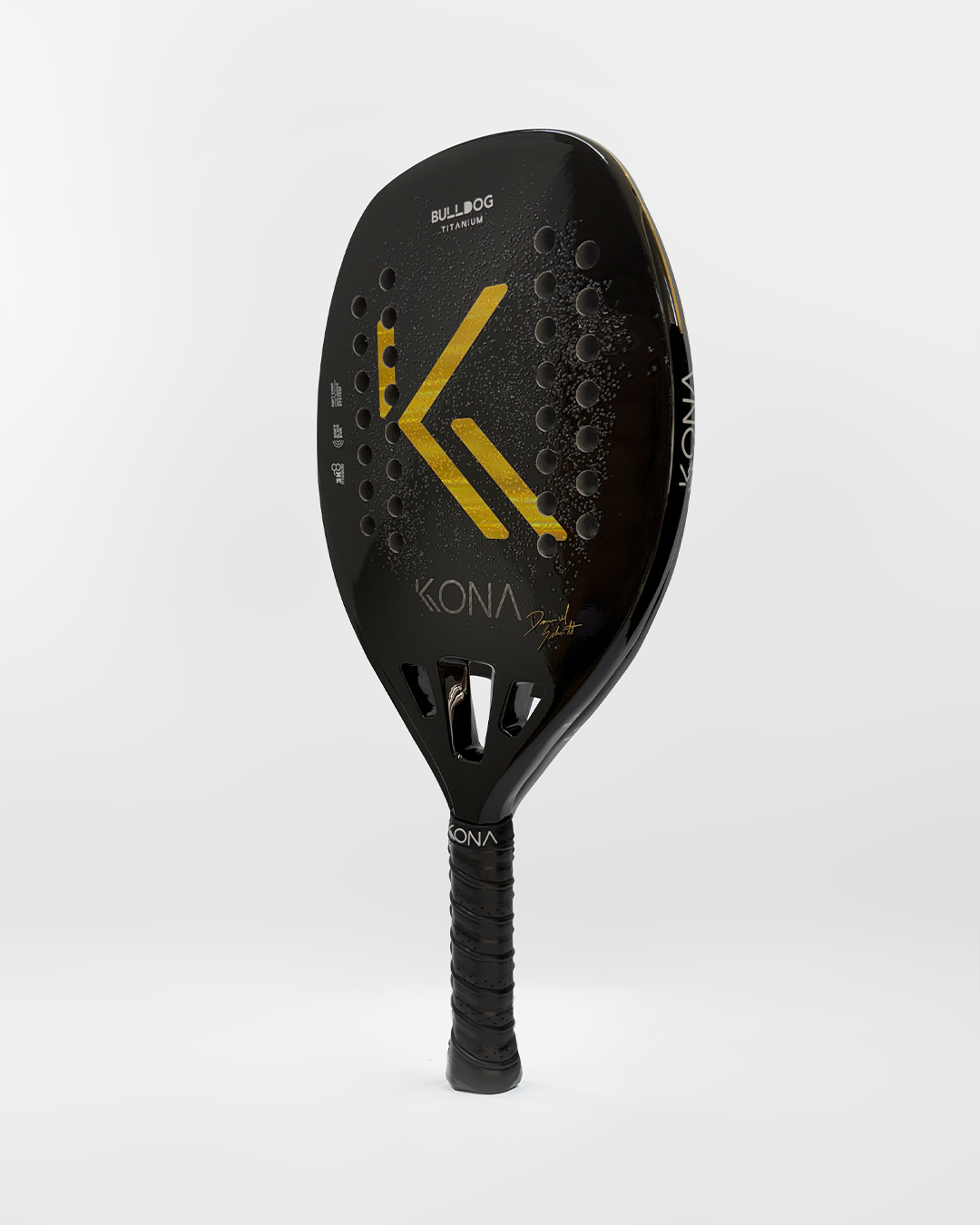 Raquete de Beach Tennis - Kona Bulldog Black 2026 - Daniel Schmitt